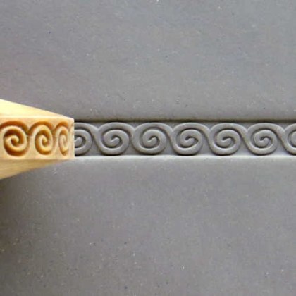 MKM Finger Roller Greek Key Spiral MKM Finger Roller Greek Key Spiral