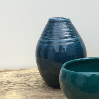 Blue Green Speckle Earthenware Glaze 9568 DISCONTINUED Blue Green Speckle Earthenware Glaze 9568 DISCONTINUED