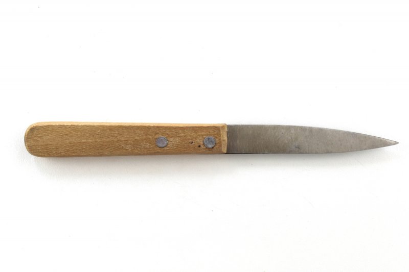 Wooden Handled Tapered Potters Knife Wooden Handled Tapered Potters Knife